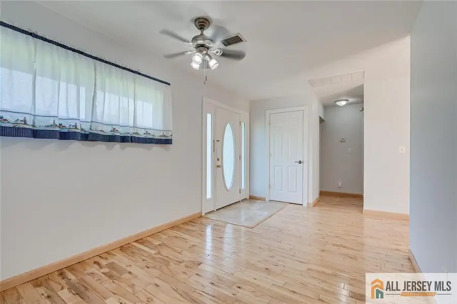 -26 Kendall Road, Kendall Park, NJ 08824 - #2