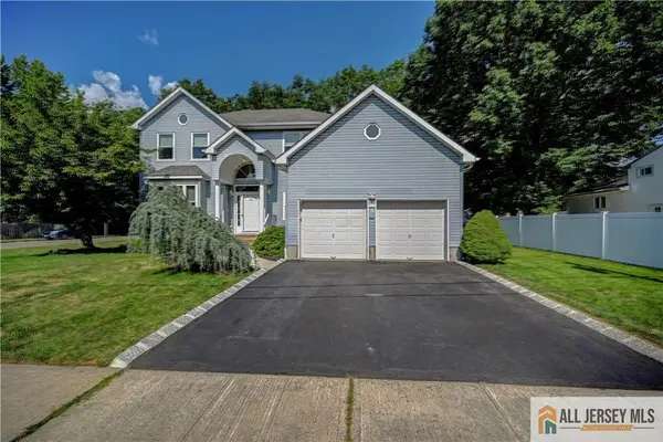 -54 7th Street, Monroe, NJ 08831