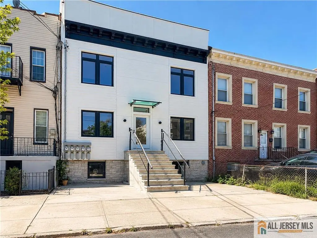 -291 New York Avenue #3, Jersey City, NJ 07307 - #1
