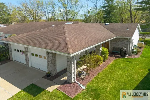 -480 Fairton Drive #480C, Monroe, NJ 08831