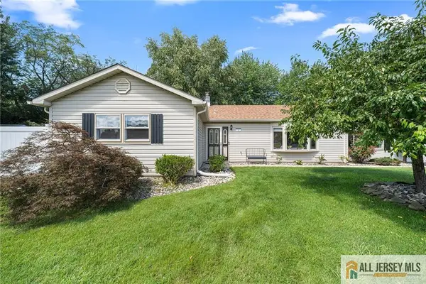 -3 11th Avenue, Monroe, NJ 08831