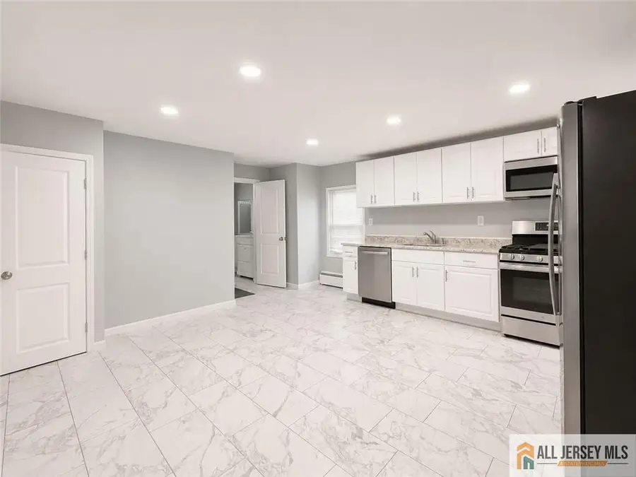 -6 Rutgers Road, East Brunswick, NJ 08816 - #3