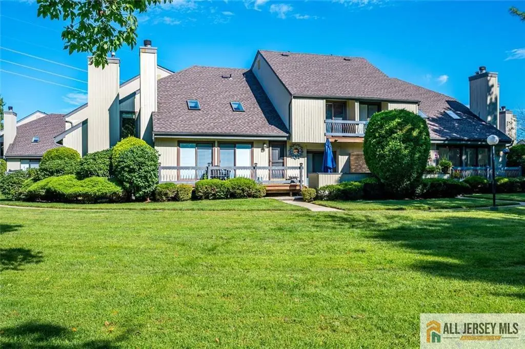 -39 Sherborne Street, Franklin Park, NJ 08873 - #1