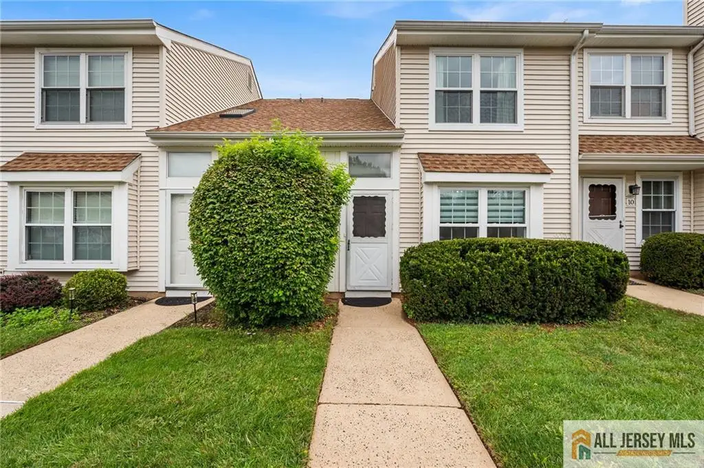 -11 Canterbury Circle, Franklin, NJ 08873 - #1
