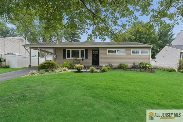 -9 Bucknell Road, Old Bridge, NJ 08859