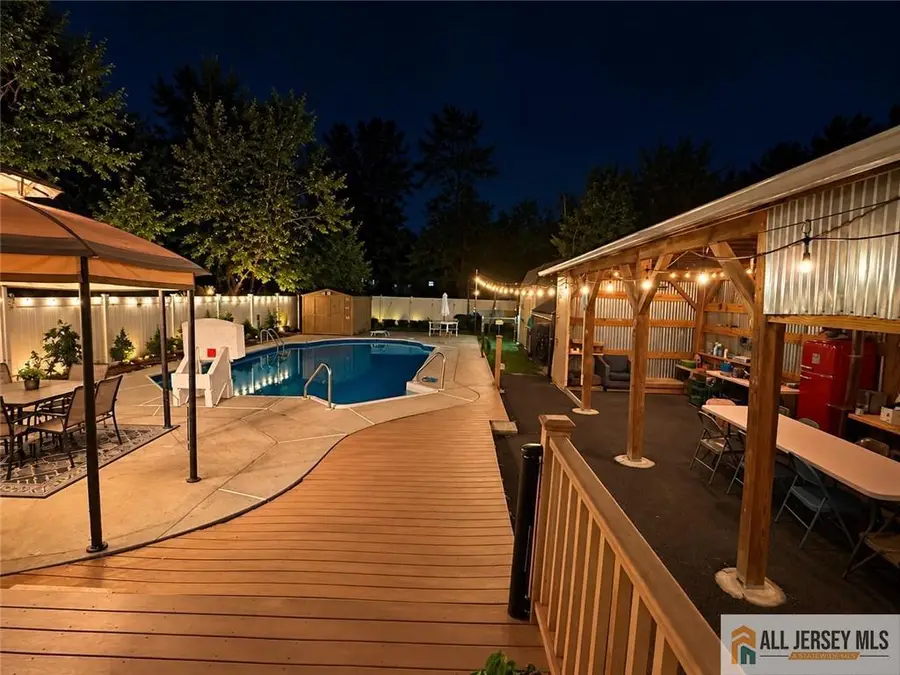 -485 E Woodbridge Avenue, Avenel, NJ 07001 - #2