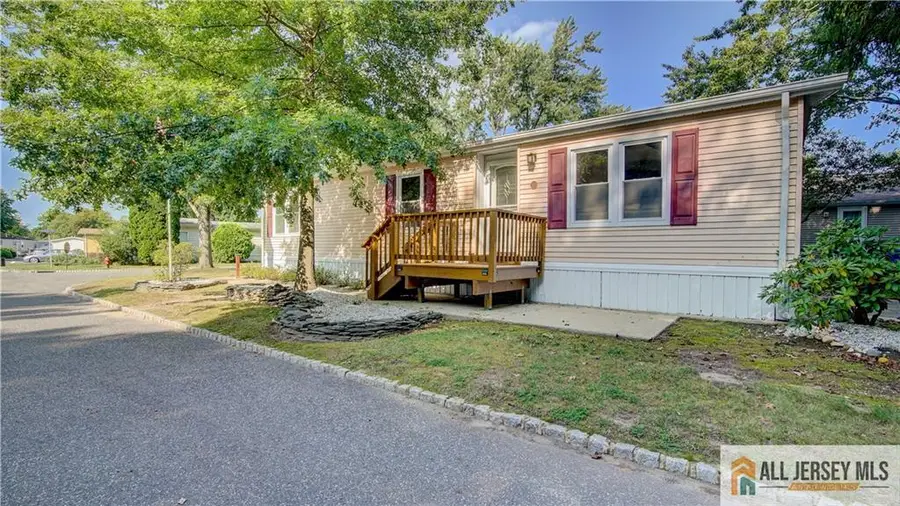 -303 Woods End Court, Spotswood, NJ 08884 - #3