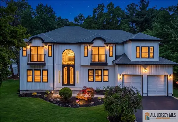 -220 W Locust Avenue, Edison, NJ 08820