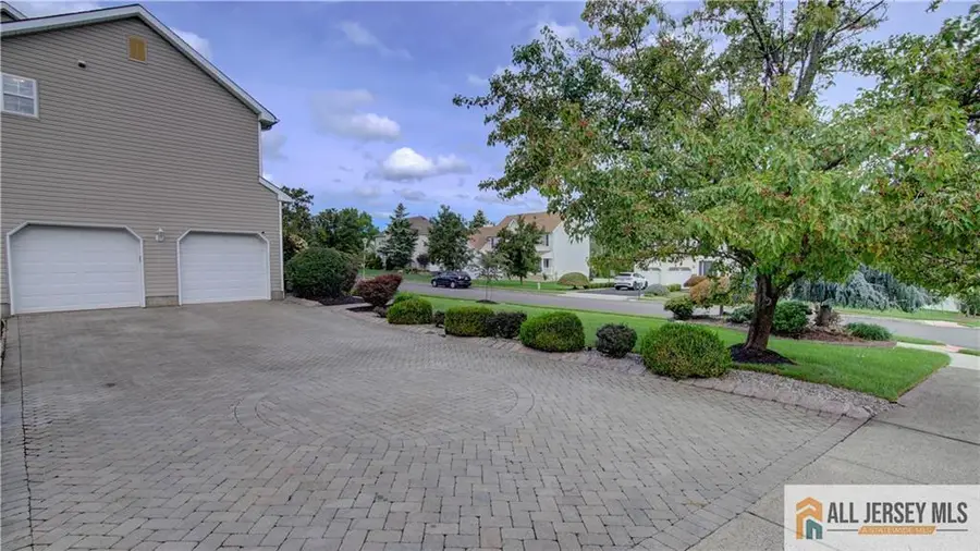 -21 Samantha Circle, Matawan, NJ 07747 - #3
