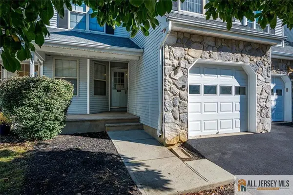 -115 Salem Road, North Brunswick, NJ 08902
