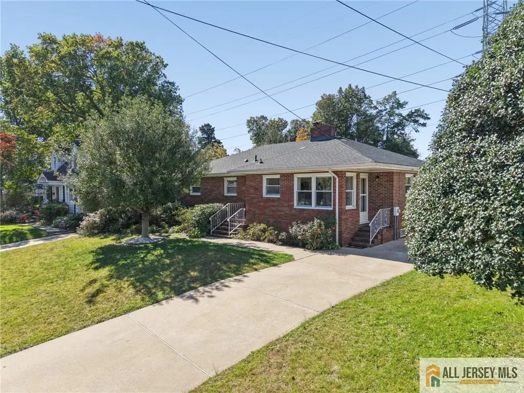 -39 N Edward Street, Sayreville, NJ 08872 - #1