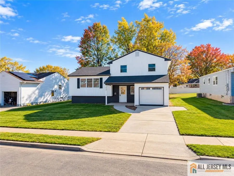 -218 Summit Avenue, Fords, NJ 08863 - #3