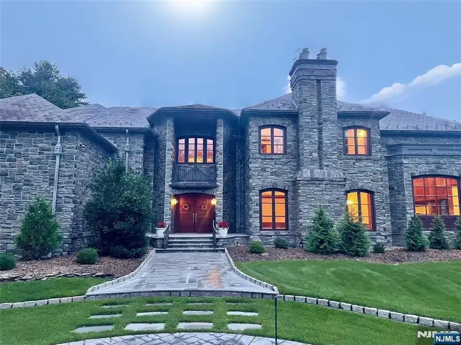 64 Stony Ridge Road, Saddle River, NJ 07458 - Image #2