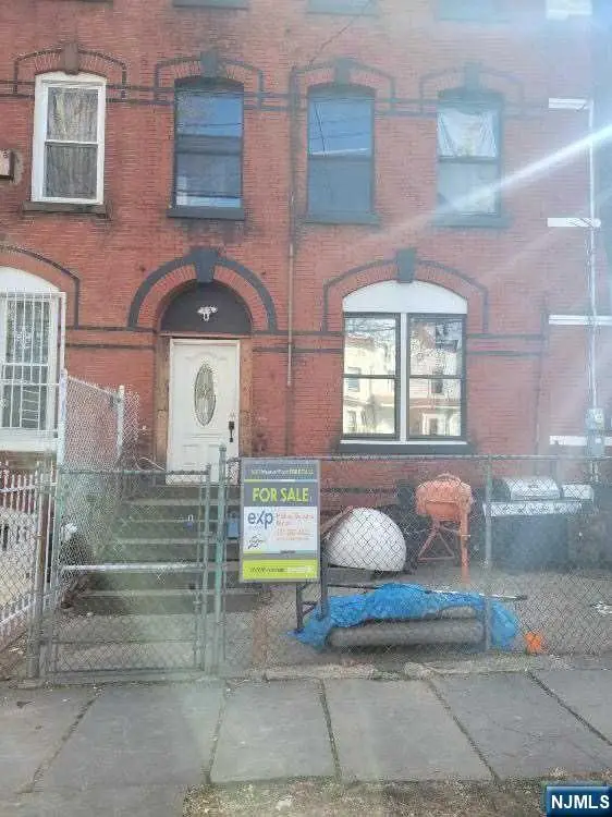 23 Wakeman Avenue, Newark, NJ 07104 - Image #2