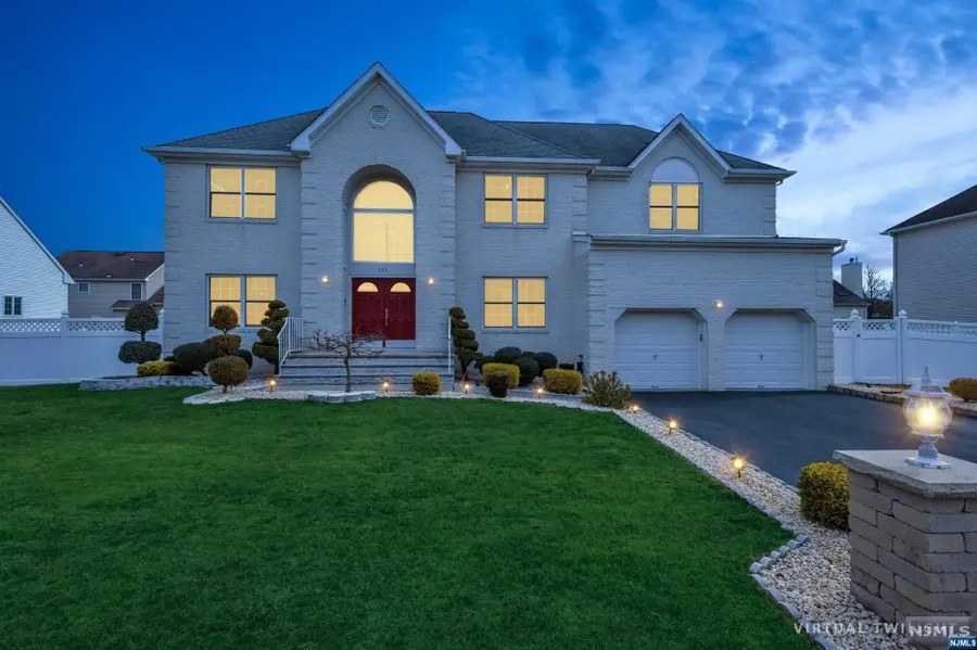 563 Arlington Avenue, South Plainfield, NJ 07080 - Image #2