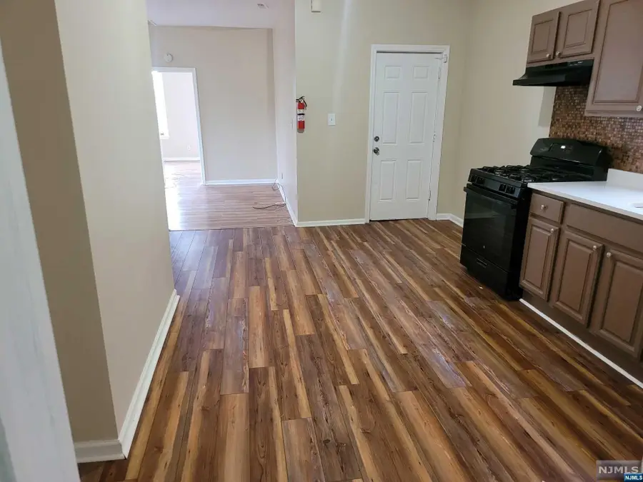 336 S 6th Street, Newark, NJ 07103 - Image #3