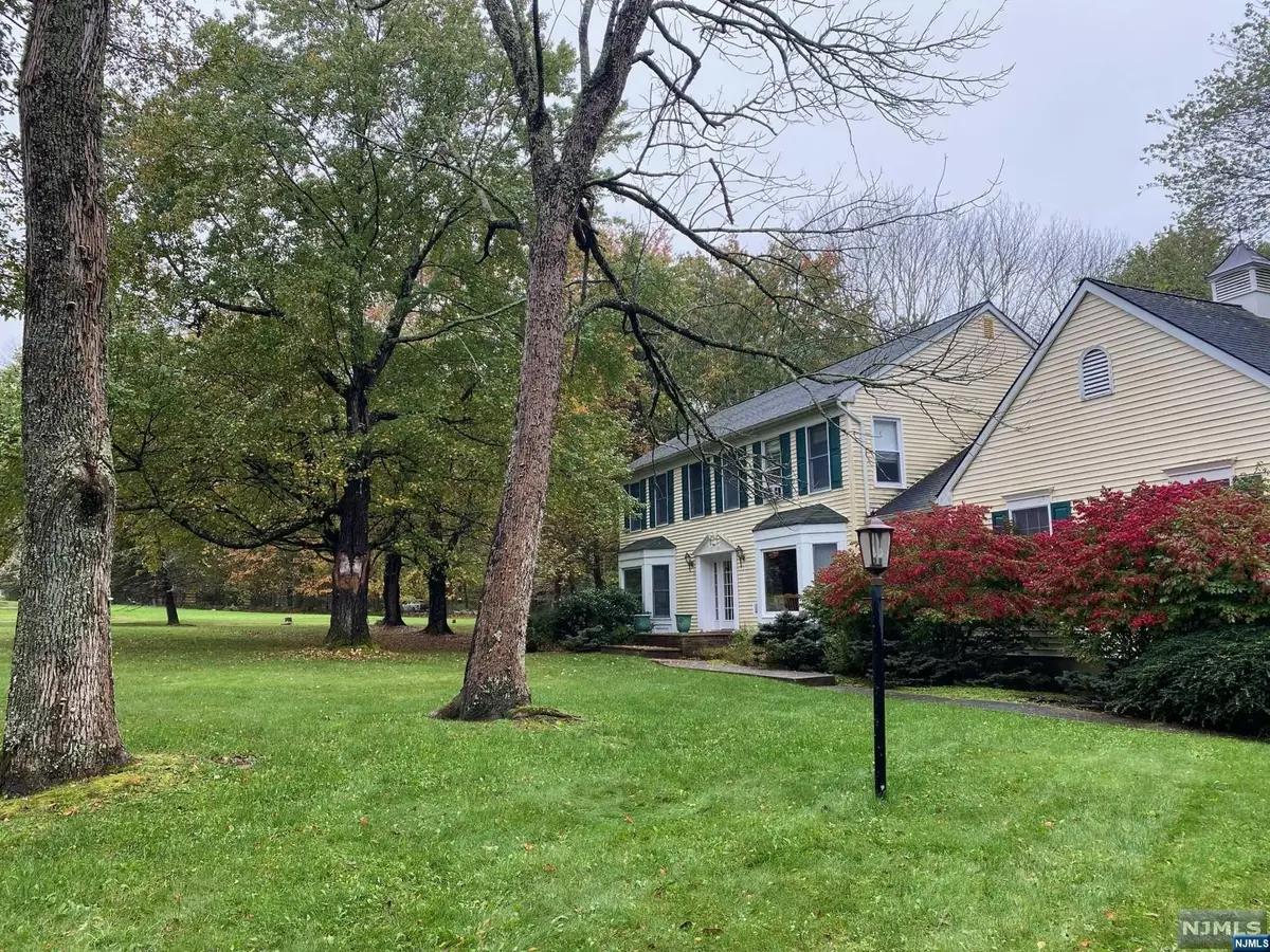 112 E Timber Lane, Newfoundland, NJ 07435 - Image #1