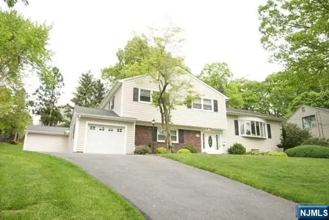 28 Kearney Terrace, Livingston, NJ 07039 - Image #1