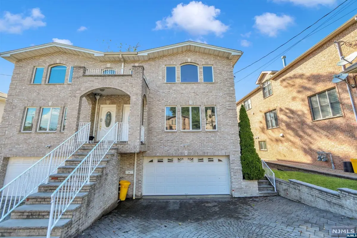 539B 3rd Street B, Palisades Park, NJ 07650 - Image #1