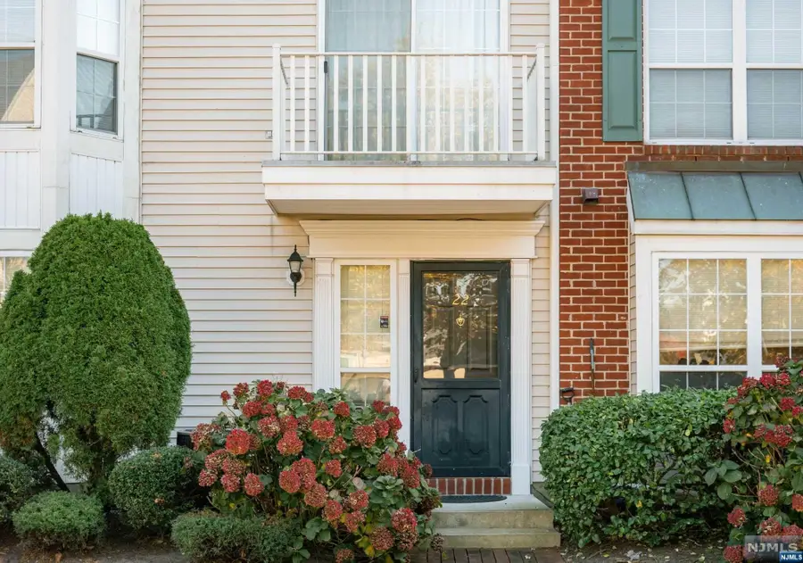 22 Redwood Street, Jersey City, NJ 07305 - Image #2