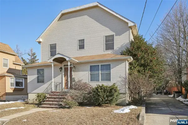 220 Webster Avenue, Lyndhurst, NJ 07071