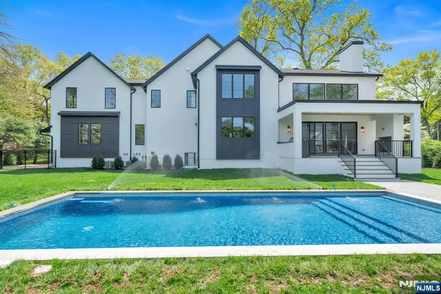 16 Donnybrook Drive, Demarest, NJ 07627 - Image #3