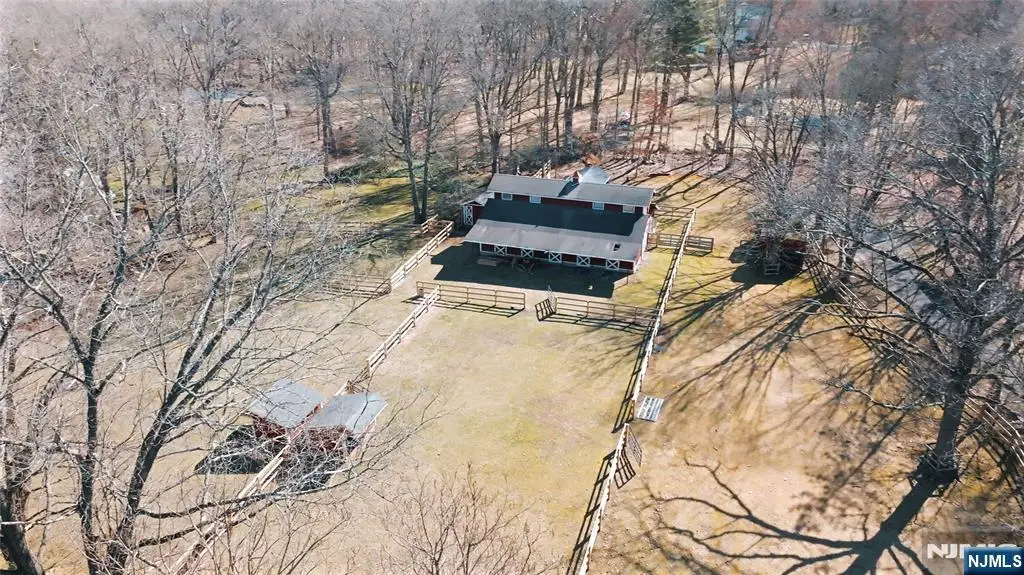 98 E Saddle River Road, Saddle River, NJ 07458 - Image #1