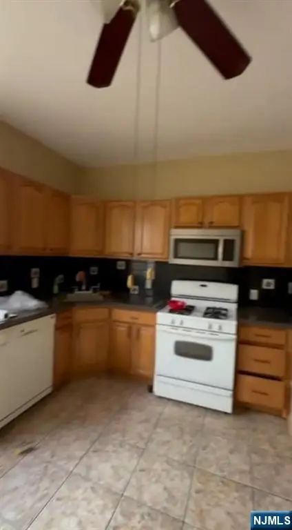 90-92 Willoughby, Newark, NJ 07112 - Image #2