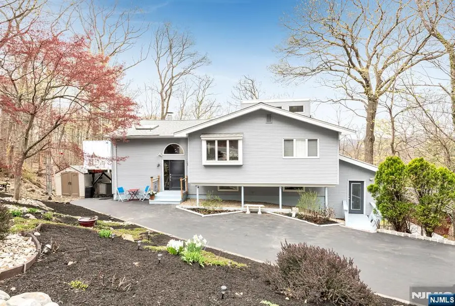 128 Cupsaw Avenue, Ringwood, NJ 07456 - Image #3