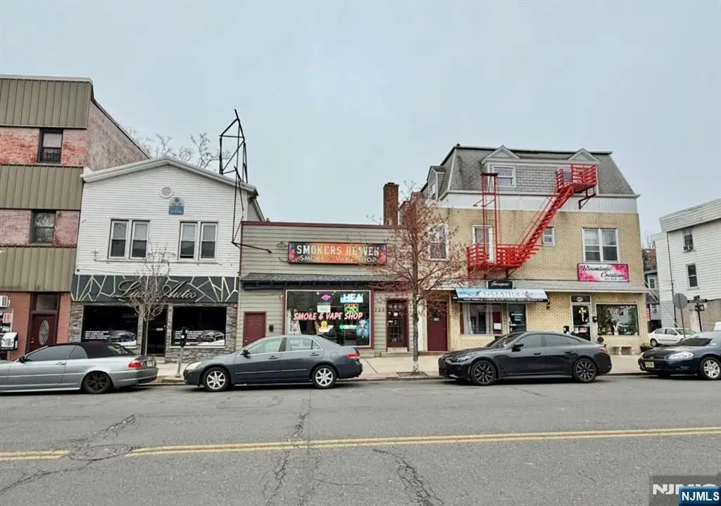 718 Broadway, Bayonne, NJ 07002 - Image #1
