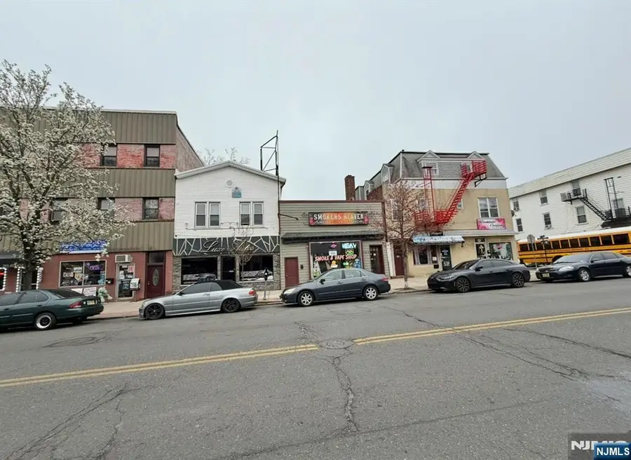 718 Broadway, Bayonne, NJ 07002 - Image #3