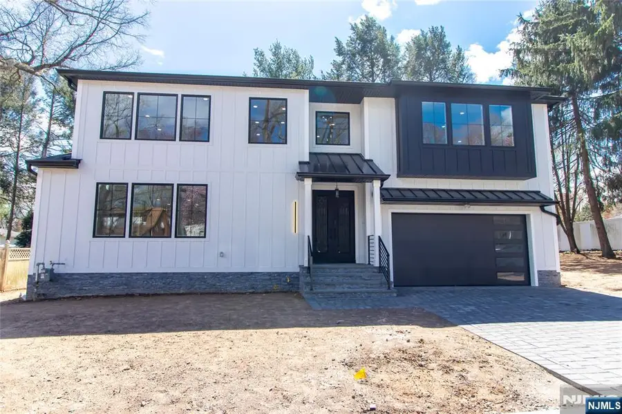 42 Harvey Street, Closter, NJ 07624 - Image #2