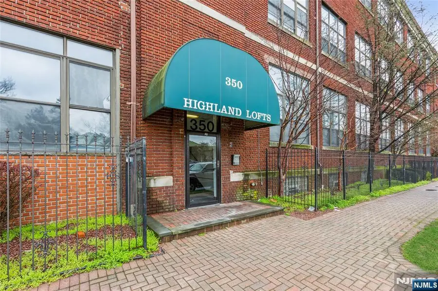 350 Scotland Road 304, Orange, NJ 07050 - Image #2