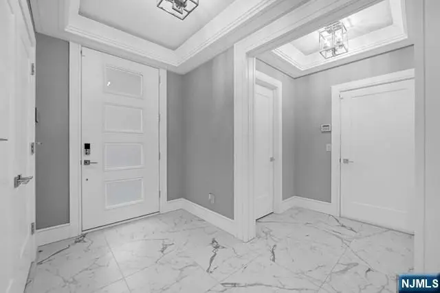 1234 River Road, Edgewater, NJ 07020 - Image #3