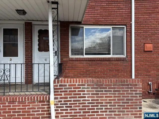 262-280 Chamberlain Avenue 4, Paterson, NJ 07502 - Image #1