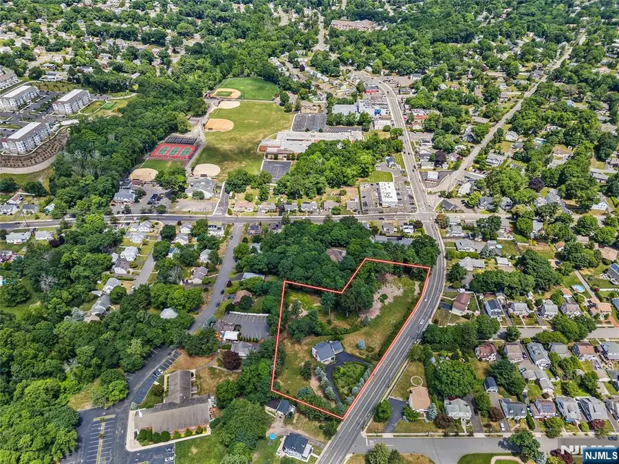 409 High Mountain Road, North Haledon, NJ 07508 - Image #2