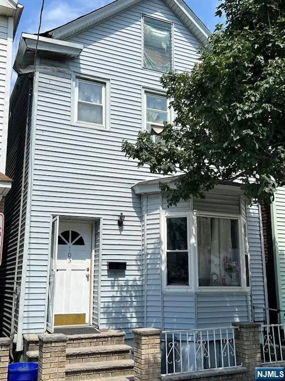 105 Grant Avenue, Harrison, NJ 07029 - Image #1