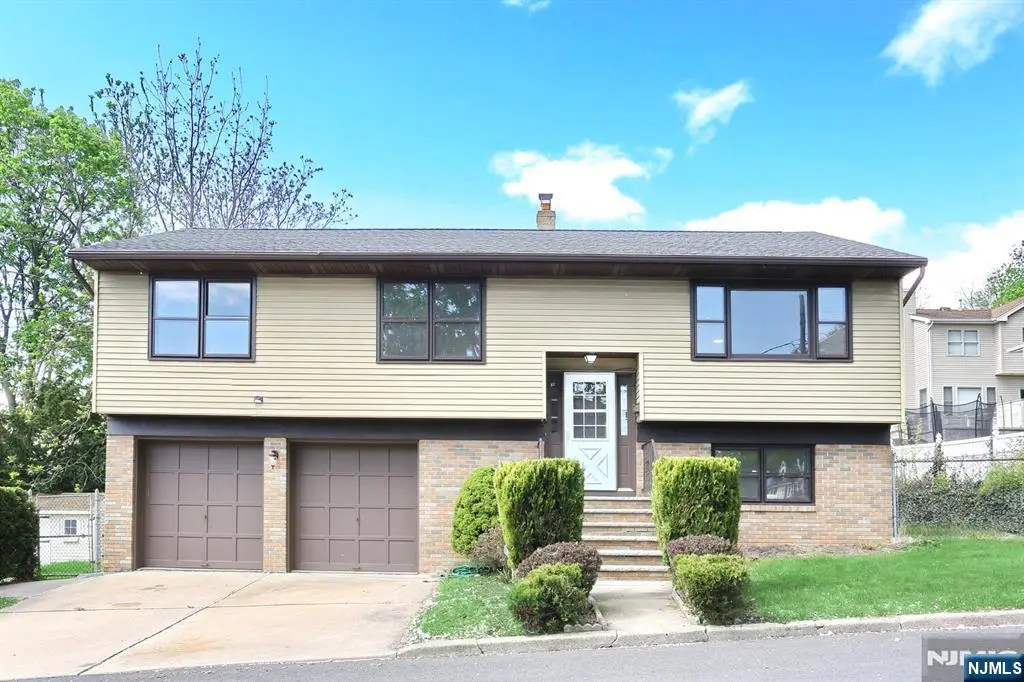 444 Washington Place, Hasbrouck Heights, NJ 07604 - Image #1