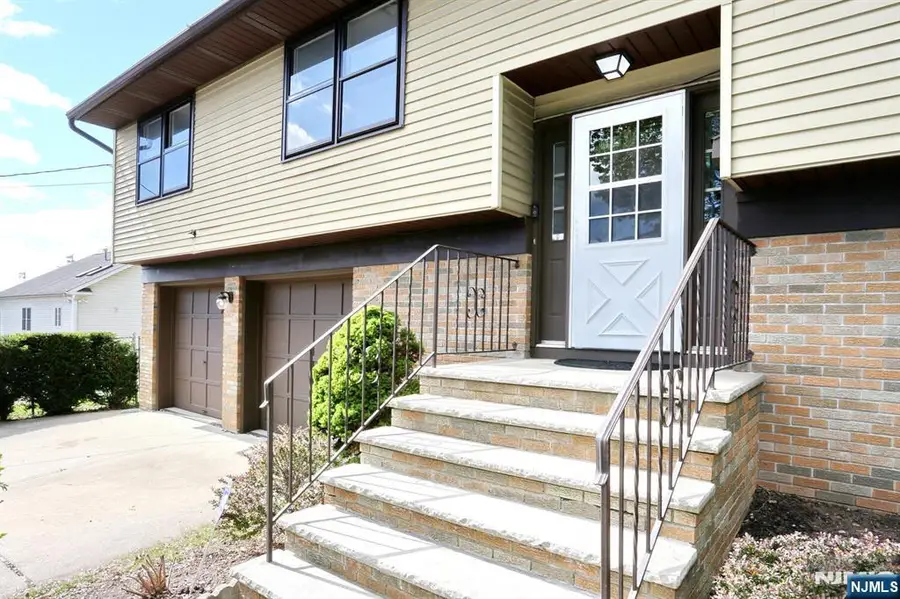 444 Washington Place, Hasbrouck Heights, NJ 07604 - Image #3