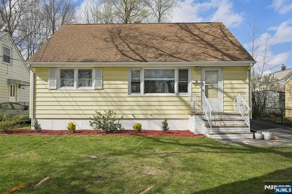 9 Wells Court, Bloomfield, NJ 07003 - Image #1