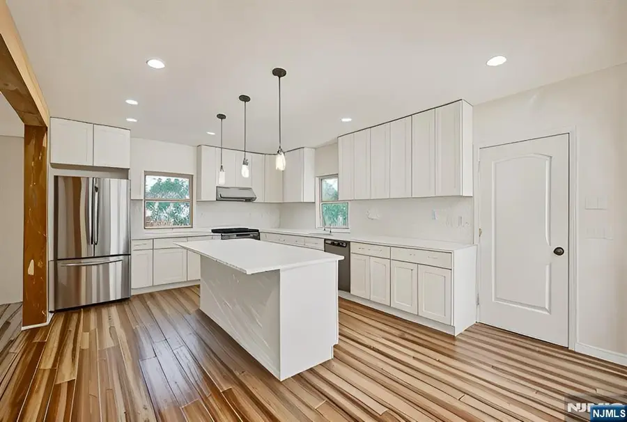 1899 Washington Valley Road, Martinsville, NJ 08836 - Image #3