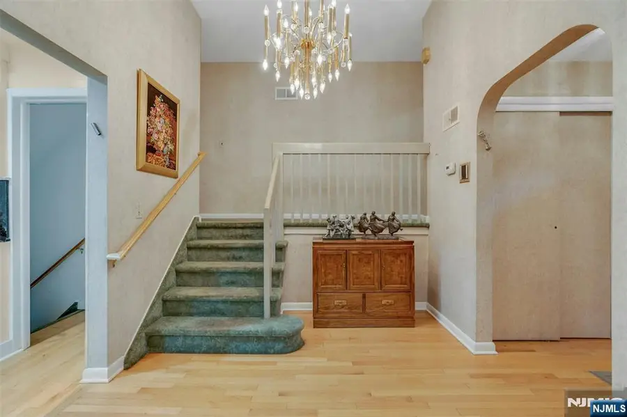 526 Rutland Avenue, Teaneck, NJ 07666 - Image #2