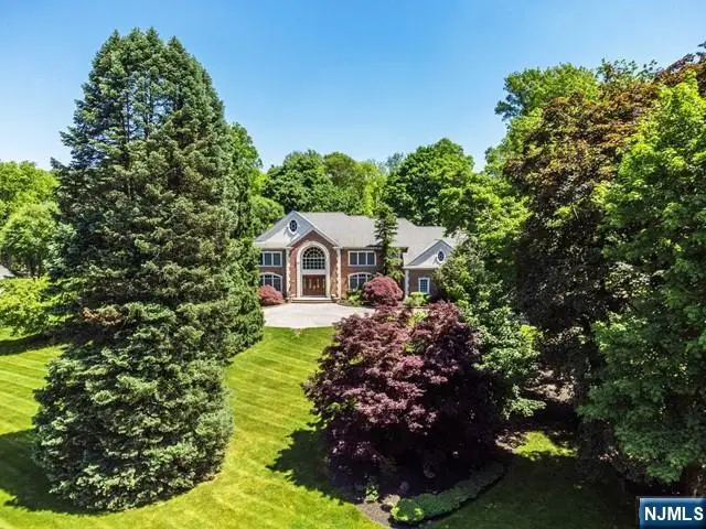 154 E Saddle River Road, Saddle River, NJ 07458 - Image #2