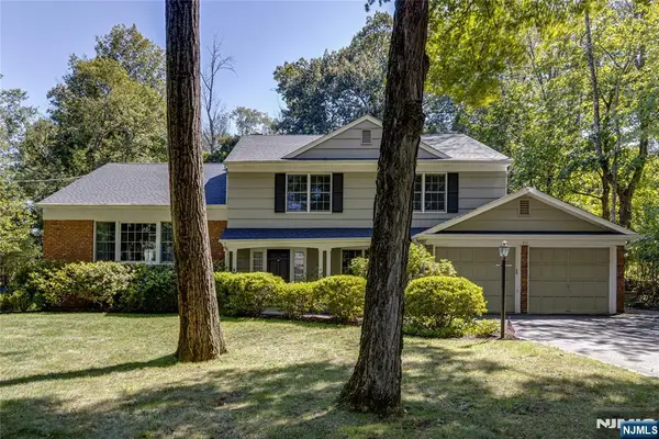 211 Lorraine, Berkeley Heights, NJ 07922