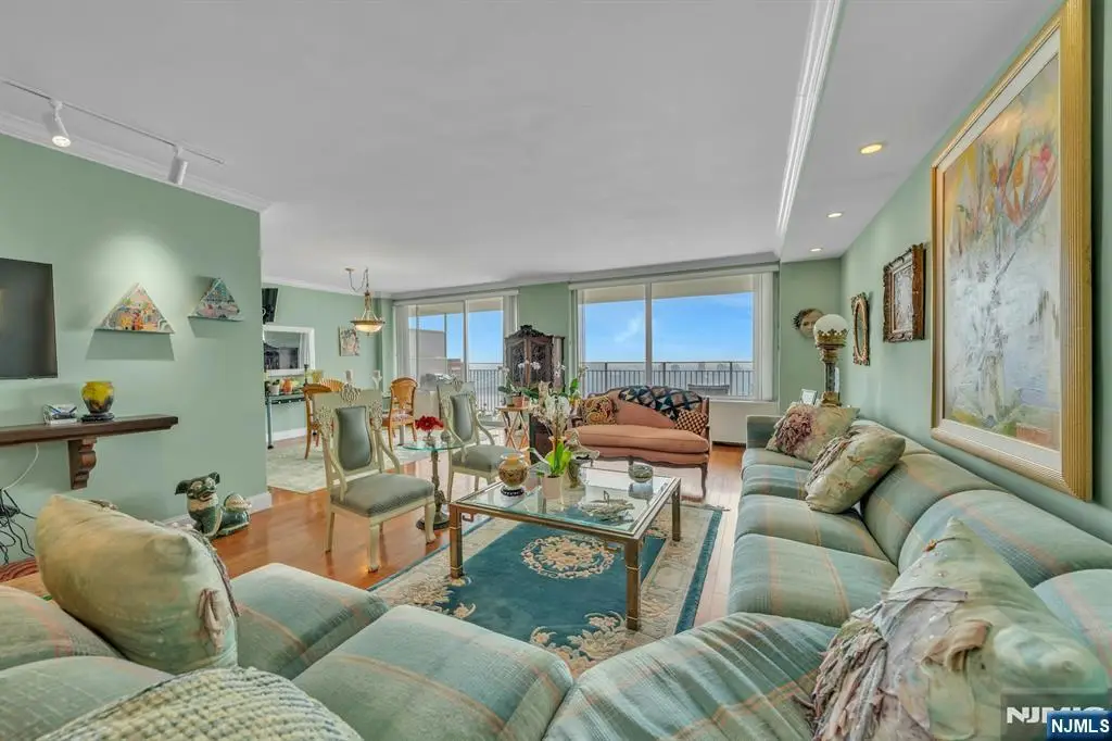 1530 Palisade Avenue 30G, Fort Lee, NJ 07024 - Image #1