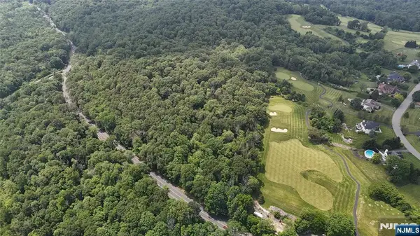 86 Lafayette Road, Sparta, NJ 07871