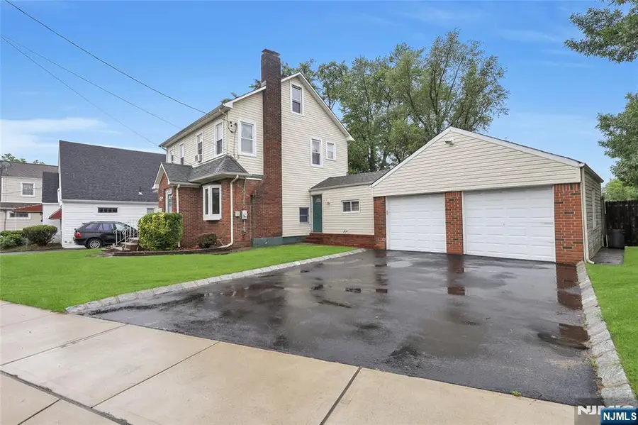 8-11 Campbell Road, Fair Lawn, NJ 07410 - Image #3