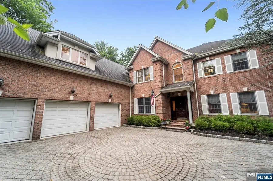 136 Tappan Road, Norwood, NJ 07648 - Image #2