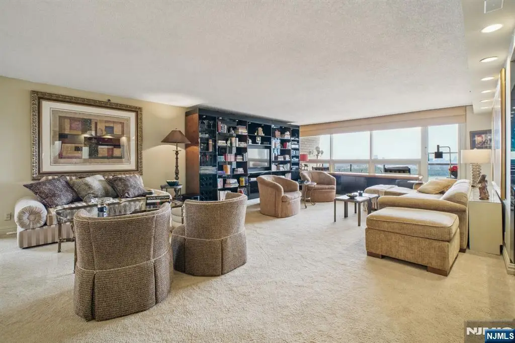 800 Palisade Avenue PH21A, Fort Lee, NJ 07024 - Image #1