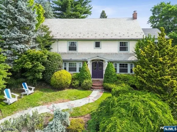 27 Fairway Drive, West Orange, NJ 07052